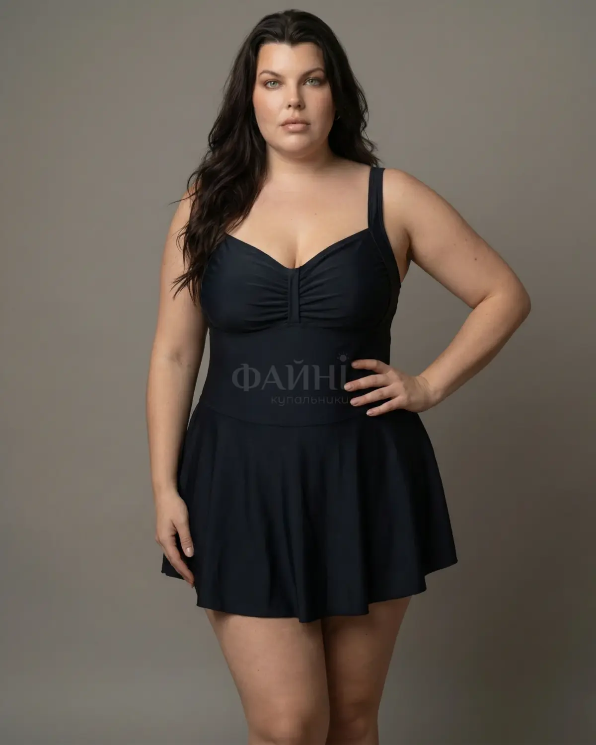 Чорна купальна сукня plus size