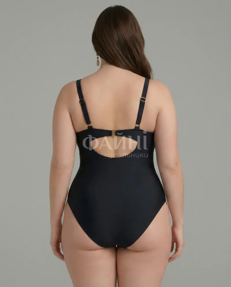 Чорний купальник з вирізом на спині.