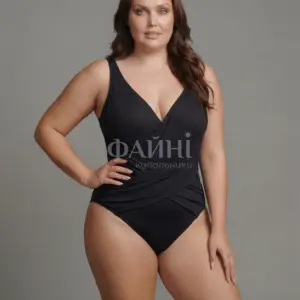 Чорний купальник з V-вирізом